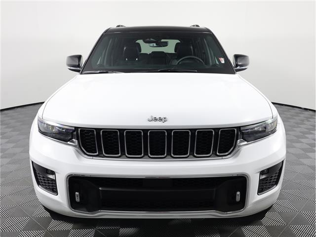 2024 Jeep Grand Cherokee Overland (Stk: B20129) in Calgary - Image 2 of 23
