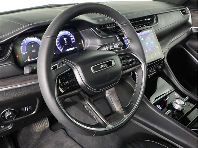 2024 Jeep Grand Cherokee Overland (Stk: B20129) in Calgary - Image 17 of 23