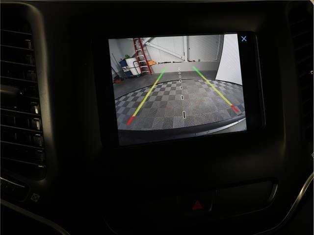 2021 Jeep Cherokee North (Stk: A20188) in Calgary - Image 17 of 21