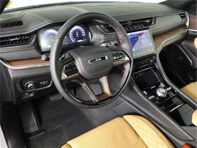 2025 Jeep Grand Cherokee Summit (Stk: 25J229) in Calgary - Image 15 of 20
