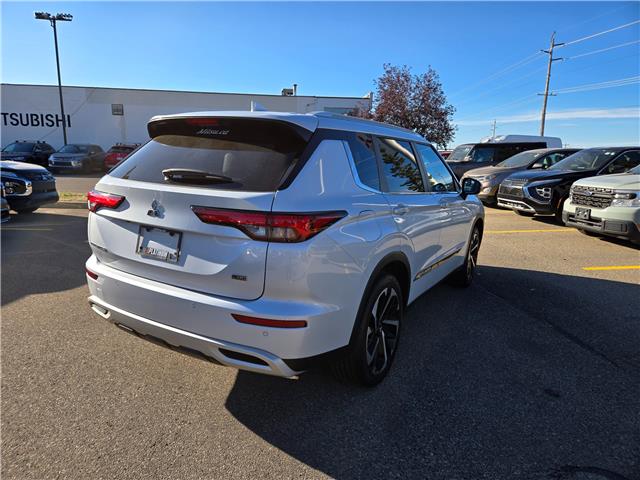 2023 Mitsubishi Outlander SEL (Stk: 8880) in Calgary - Image 7 of 25 2023 Mitsubishi Outlander SEL (Stk: 8880) in Calgary - Image 7 of 25