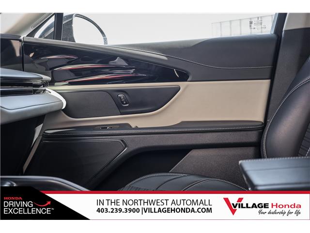 2024 Lincoln Nautilus Reserve (Stk: B8943) in Calgary - Image 35 of 42