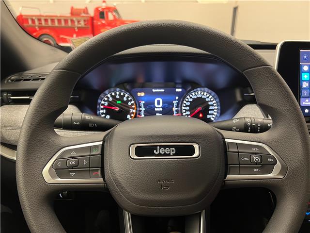 2026 Jeep Compass Sport (Stk: T153780) in Courtenay - Image 14 of 18