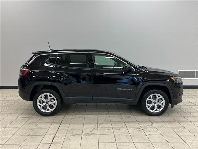 2026 Jeep Compass Sport (Stk: T153780) in Courtenay - Image 8 of 18