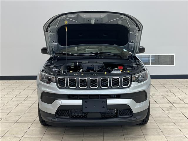 2026 Jeep Compass Sport (Stk: T153203) in Courtenay - Image 9 of 17