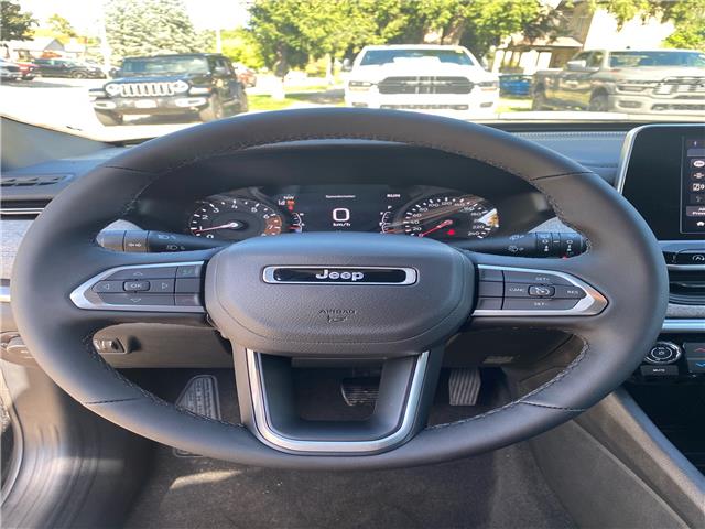 2026 Jeep Compass North (Stk: 26009) in New Hamburg - Image 10 of 14