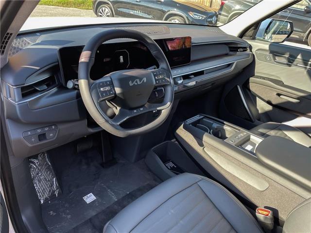 2026 Kia EV9 Land w/Premium Package (Stk: 26-082) in North Bay - Image 6 of 6