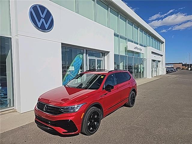 2024 Volkswagen Tiguan Comfortline R-Line Black Edition (Stk: U1342) in Lethbridge - Image 1 of 25