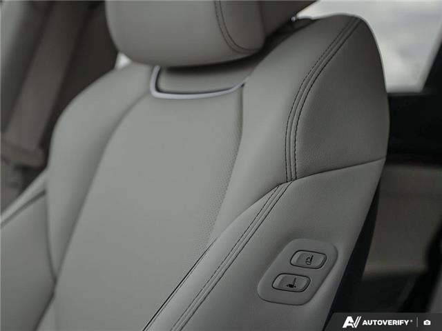 2025 Genesis GV70 2.5T Advanced Plus (Stk: 121787) in London - Image 23 of 26