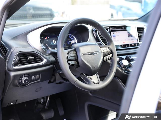 2024 Chrysler Pacifica Hybrid Select (Stk: R2073A) in Welland - Image 13 of 27