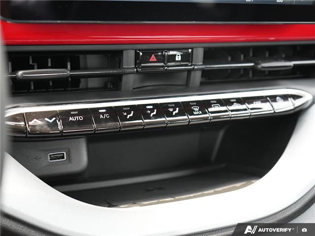 2025 Fiat 500e Base (Stk: S3004) in Welland - Image 18 of 26
