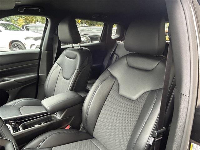 2026 Jeep Compass North (Stk: 26-0008) in Toronto - Image 6 of 16