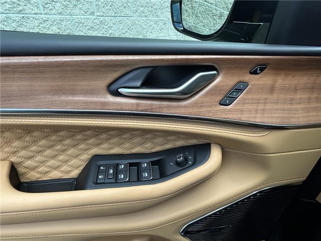 2025 Jeep Grand Cherokee Summit (Stk: 25-0151) in Toronto - Image 10 of 18