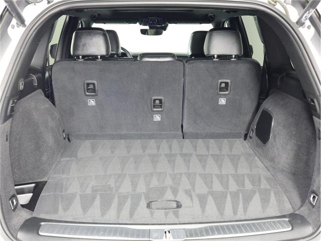 2024 Jeep Grand Cherokee Overland (Stk: B20129) in Calgary - Image 10 of 23