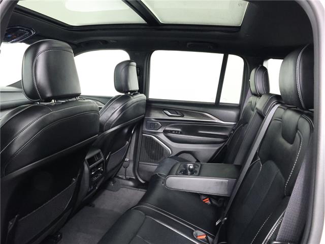 2024 Jeep Grand Cherokee Overland (Stk: B20129) in Calgary - Image 11 of 23