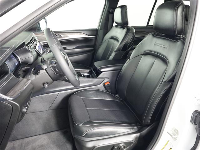 2024 Jeep Grand Cherokee Overland (Stk: B20129) in Calgary - Image 16 of 23