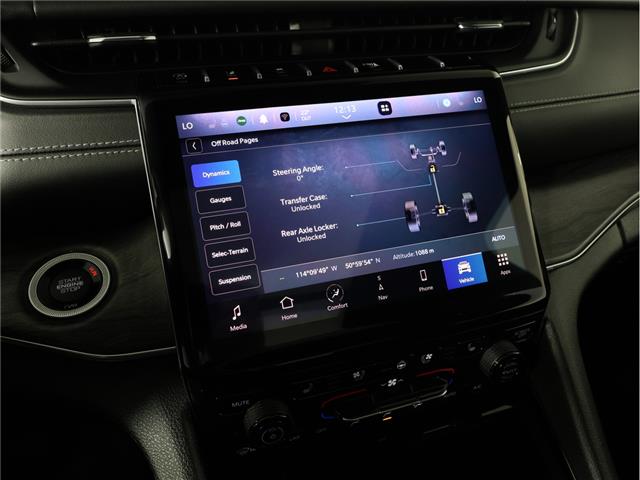 2024 Jeep Grand Cherokee Overland (Stk: B20129) in Calgary - Image 18 of 23