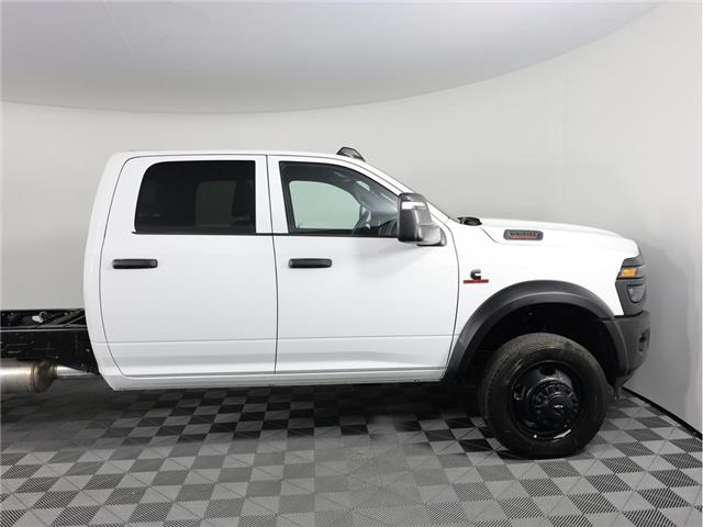 2026 RAM 5500 Chassis Tradesman/Big Horn (Stk: 26T030) in Calgary - Image 5 of 19 2026 RAM 5500 Chassis Tradesman/Big Horn (Stk: 26T030) in Calgary - Image 5 of 19