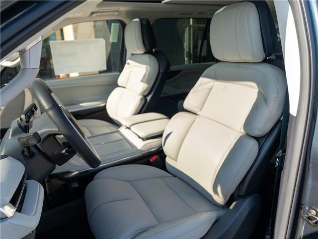 2025 Lincoln Navigator L Reserve (Stk: S-1897) in Calgary - Image 12 of 27
