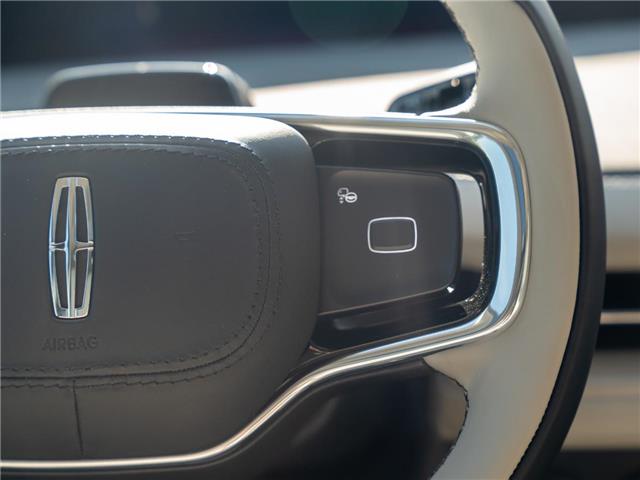 2025 Lincoln Navigator L Reserve (Stk: S-1897) in Calgary - Image 14 of 27