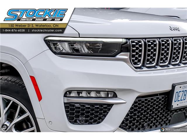 2022 Jeep Grand Cherokee Summit (Stk: L38395) in Waterloo - Image 2 of 30