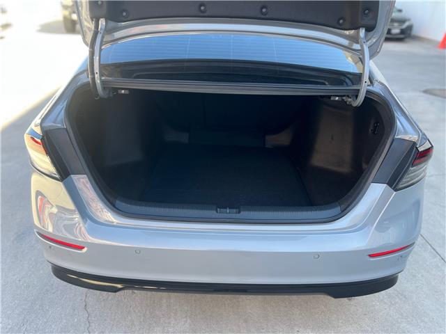 2024 Honda Accord Hybrid Touring (Stk: T25957A) in Toronto - Image 18 of 21 2024 Honda Accord Hybrid Touring (Stk: T25957A) in Toronto - Image 18 of 21