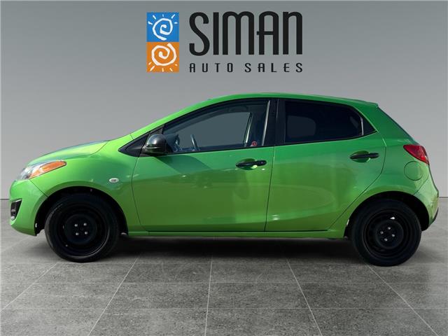 2012 Mazda Mazda2 GX (Stk: CBK3362) in Regina - Image 2 of 18