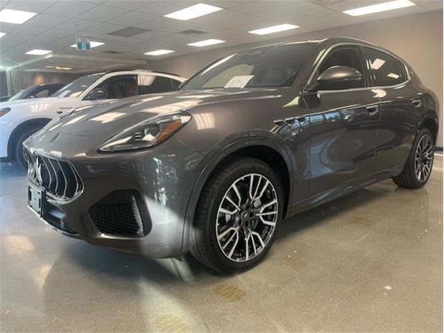 2025 Maserati Grecale  Grey with 25km at $93,646