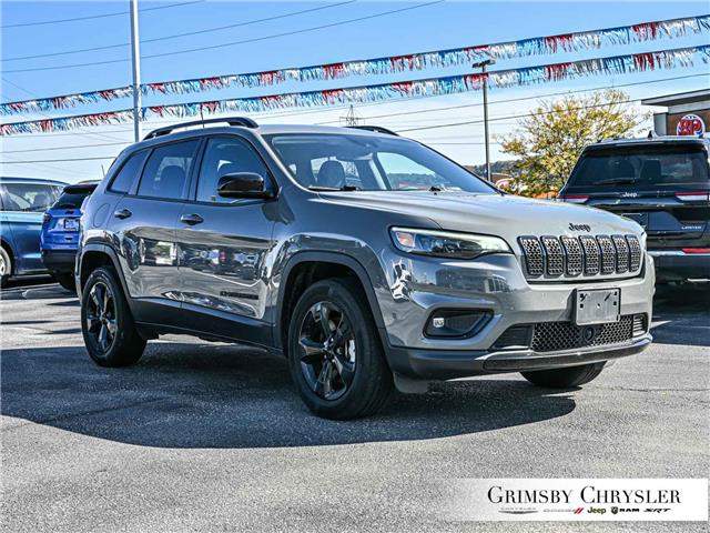 2023 Jeep Cherokee Altitude (Stk: U6119) in Grimsby - Image 13 of 32