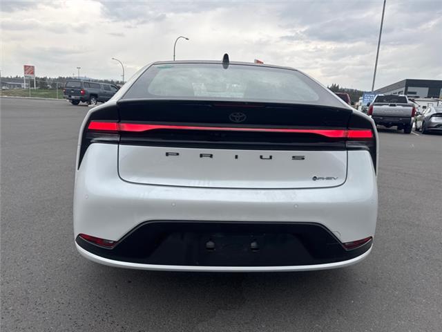 2026 Toyota Prius Plug-In Hybrid XSE Premium (Stk: 3059155) in Cranbrook - Image 4 of 20