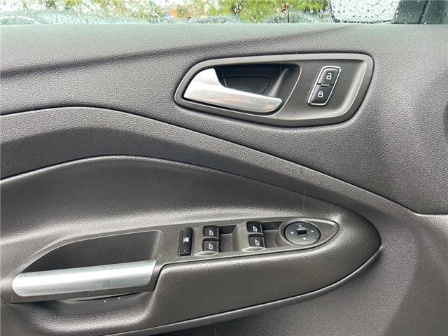 2014 Ford Escape SE (Stk: 796036J) in Surrey - Image 10 of 15