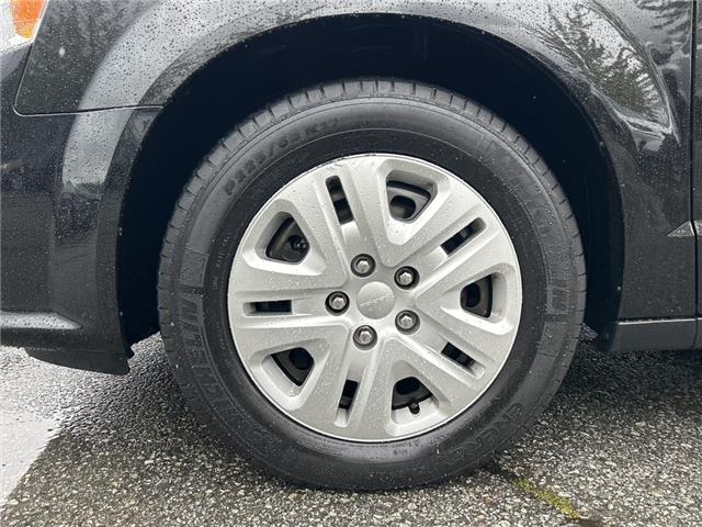 2019 Dodge Grand Caravan SXT (Stk: 127701J) in Surrey - Image 15 of 15