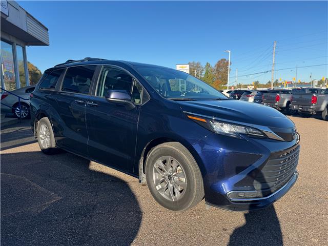 2022 Toyota Sienna XLE 8-Passenger (Stk: P7626) in Pembroke - Image 9 of 25