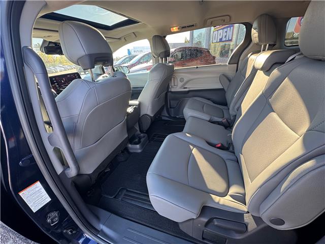 2022 Toyota Sienna XLE 8-Passenger (Stk: P7626) in Pembroke - Image 14 of 25