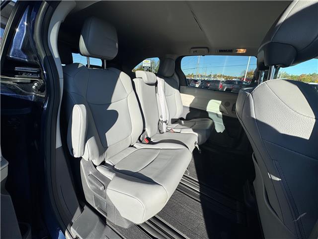 2022 Toyota Sienna XLE 8-Passenger (Stk: P7626) in Pembroke - Image 15 of 25
