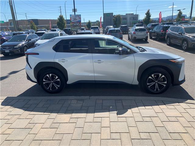 2023 Toyota bZ4X L (Stk: 32641A) in Thunder Bay - Image 4 of 12