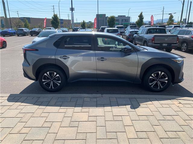 2023 Subaru Solterra Base (Stk: 32602A) in Thunder Bay - Image 4 of 12