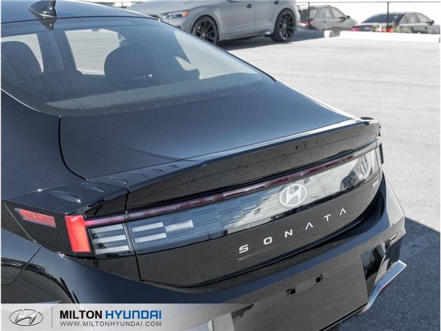 2026 Hyundai Sonata Hybrid Preferred-Trend (Stk: 137307) in Milton - Image 7 of 24