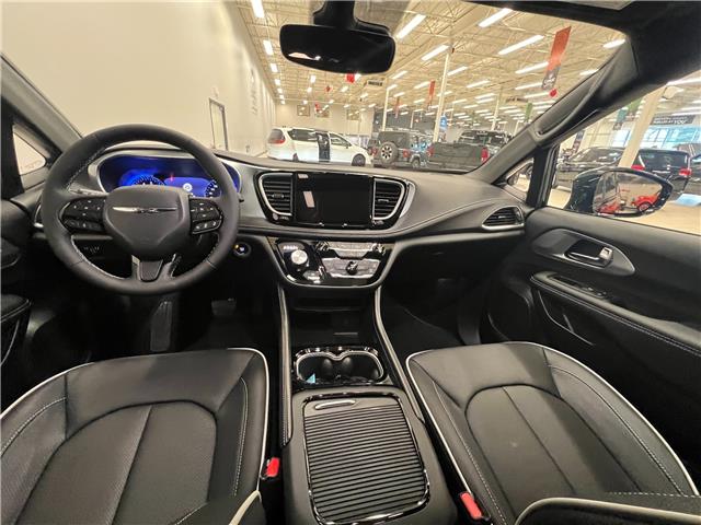 2026 Chrysler Pacifica Limited (Stk: R153589) in Courtenay - Image 14 of 19