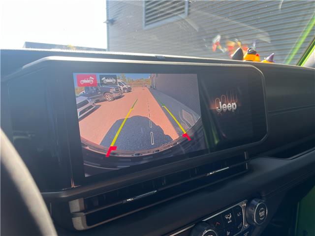 2025 Jeep Wrangler 4xe Rubicon (Stk: 25525D) in London - Image 13 of 25