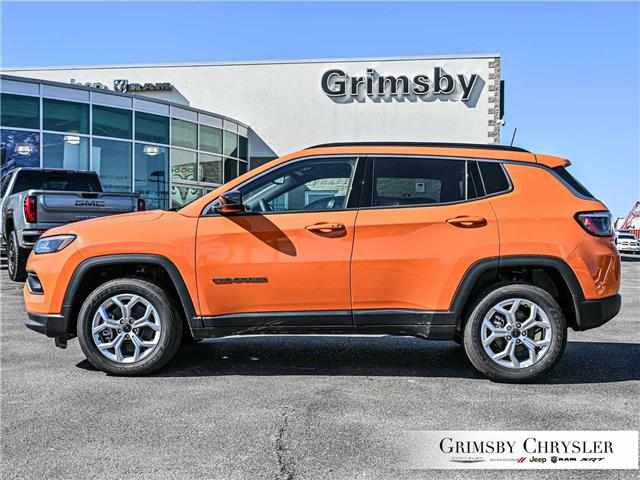 2026 Jeep Compass North (Stk: N26011) in Grimsby - Image 3 of 31