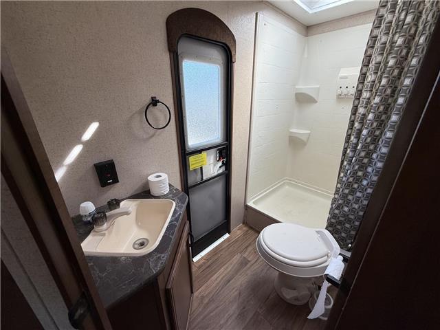 2016 Travel Trailer JAYCO (Stk: U10991) in London - Image 10 of 34 2016 Travel Trailer JAYCO (Stk: U10991) in London - Image 10 of 34