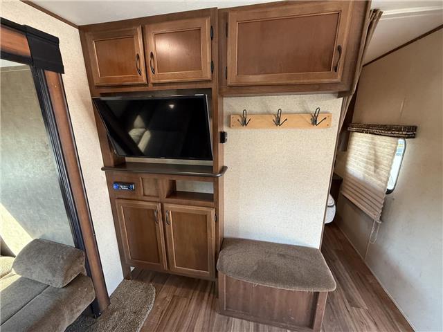 2016 Travel Trailer JAYCO (Stk: U10991) in London - Image 12 of 34 2016 Travel Trailer JAYCO (Stk: U10991) in London - Image 12 of 34