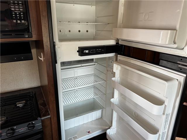 2016 Travel Trailer JAYCO (Stk: U10991) in London - Image 24 of 34 2016 Travel Trailer JAYCO (Stk: U10991) in London - Image 24 of 34