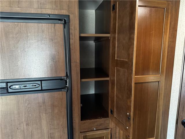 2016 Travel Trailer JAYCO (Stk: U10991) in London - Image 27 of 34 2016 Travel Trailer JAYCO (Stk: U10991) in London - Image 27 of 34