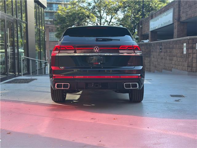 2025 Volkswagen Atlas Cross Sport 2.0 TSI Execline (Stk: 397U) in Toronto - Image 9 of 22