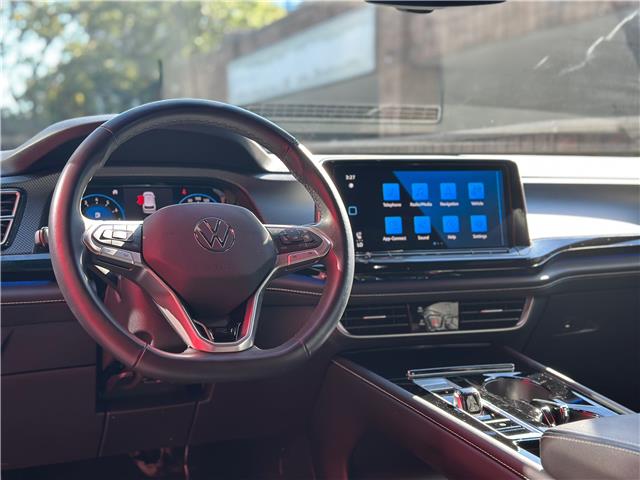 2025 Volkswagen Atlas Cross Sport 2.0 TSI Execline (Stk: 397U) in Toronto - Image 16 of 22