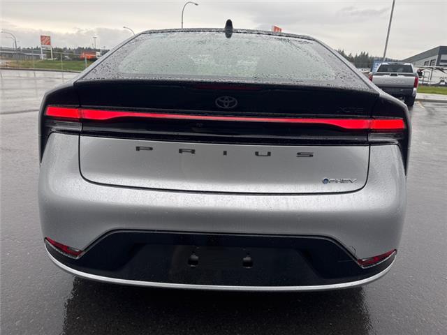 2026 Toyota Prius Plug-In Hybrid XSE (Stk: 3059229) in Cranbrook - Image 4 of 18