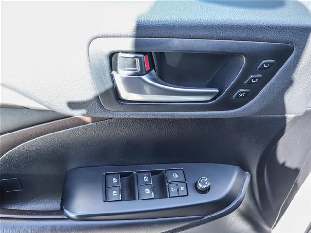 2019 Toyota Highlander  (Stk: M1512) in Ottawa - Image 10 of 30