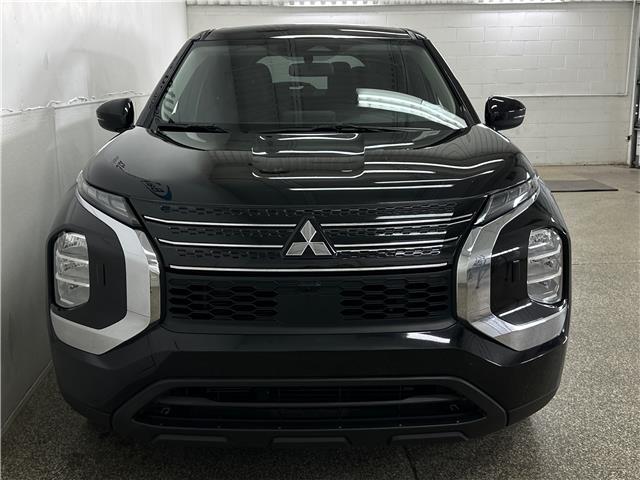 2023 Mitsubishi Outlander ES (Stk: 42992J) in Belleville - Image 3 of 23